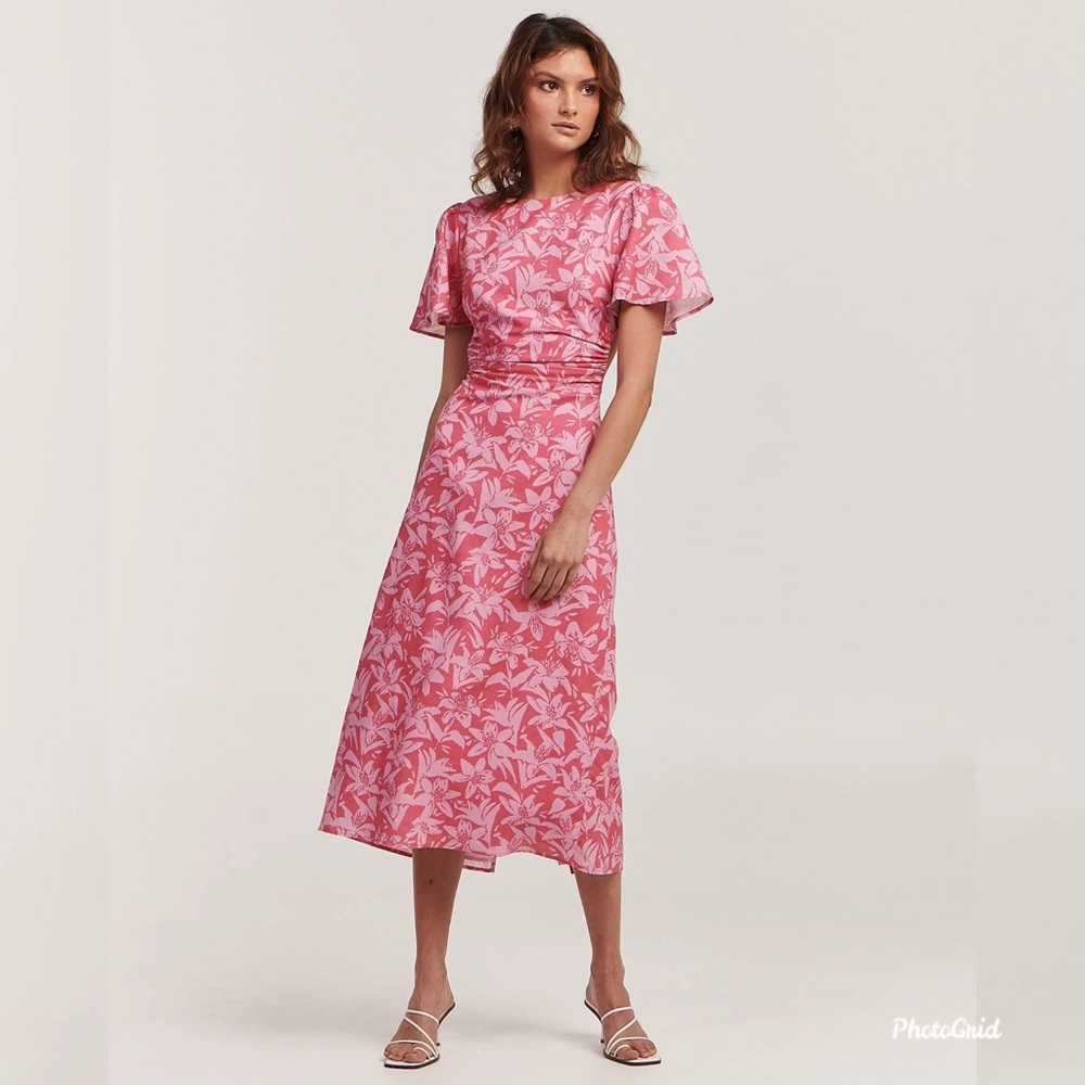 NEW Charlie Holiday "Harlow" Linen Floral Dress w/ Flutter Sleeves & Open Back - Picture 2 of 11